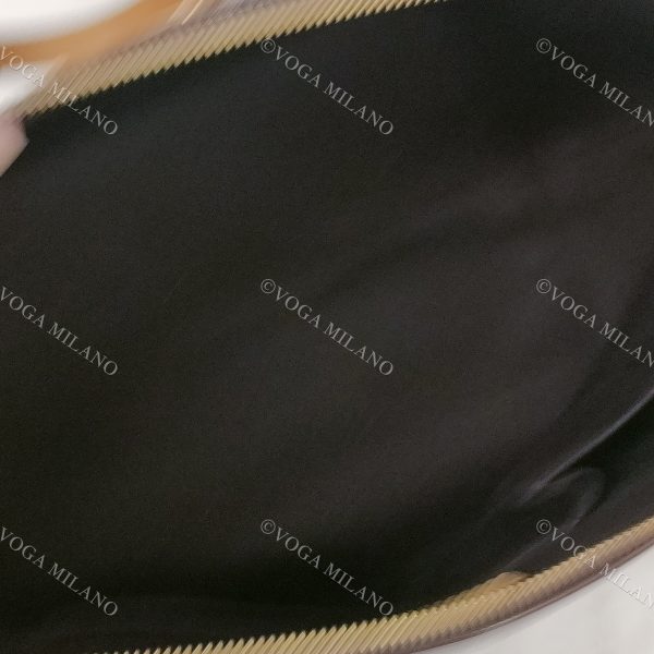 LOUIS VUITTON Bellevue GM Vernis amarante - immagine 3